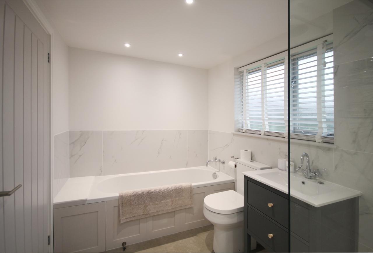 Woodpecker Lodge - Brook Meadow - Sleeps 4 Plus 2 - No Pets Market Harborough Exterior photo